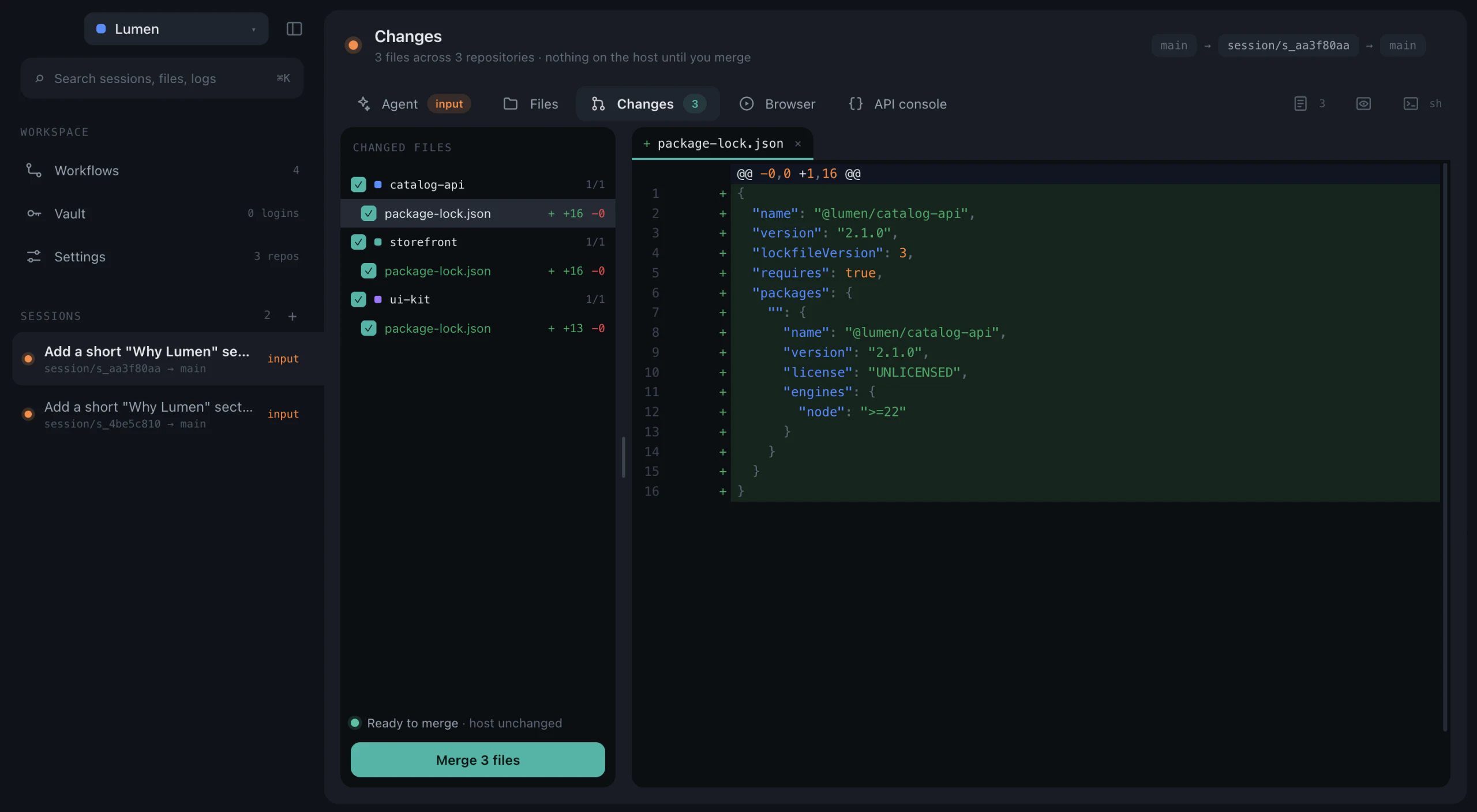 Airlock sur macOS, écran Changes : trois fichiers modifiés dans trois dépôts, le diff de package-lock.json ouvert, et le bouton « Merge 3 files ».